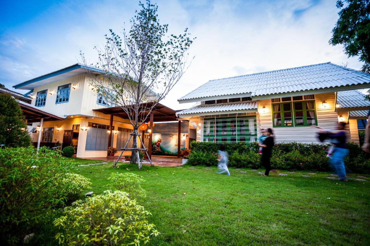 Baan Suan Krung Kao Hotel Phra Nakhon Si Ayutthaya Exterior foto