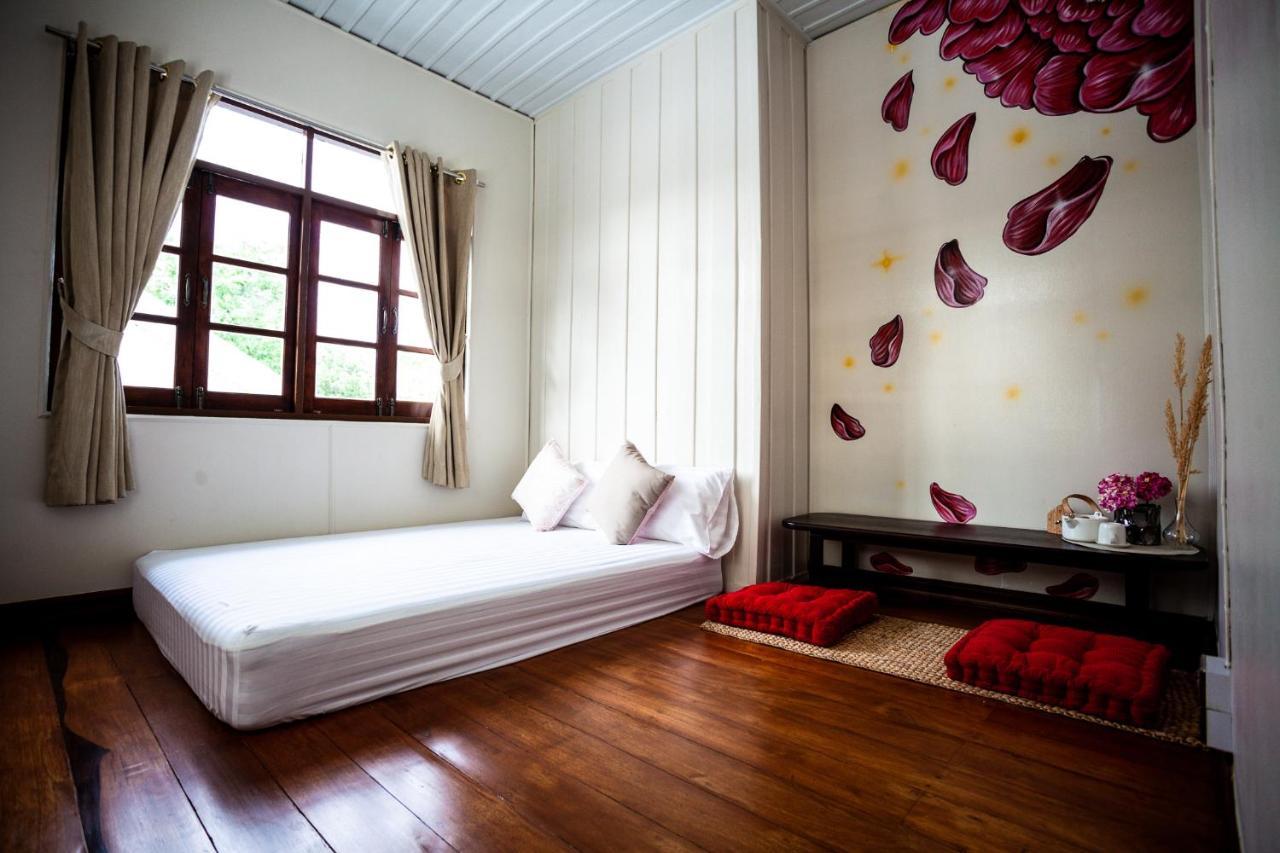 Baan Suan Krung Kao Hotel Phra Nakhon Si Ayutthaya Exterior foto